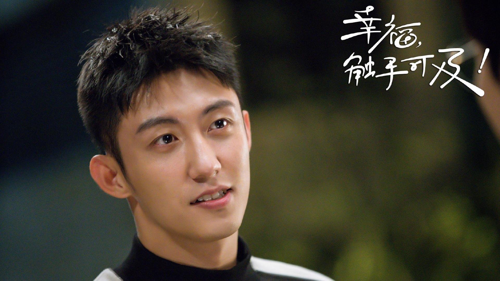 冲浪比赛：与海浪共舞，冲浪大赛