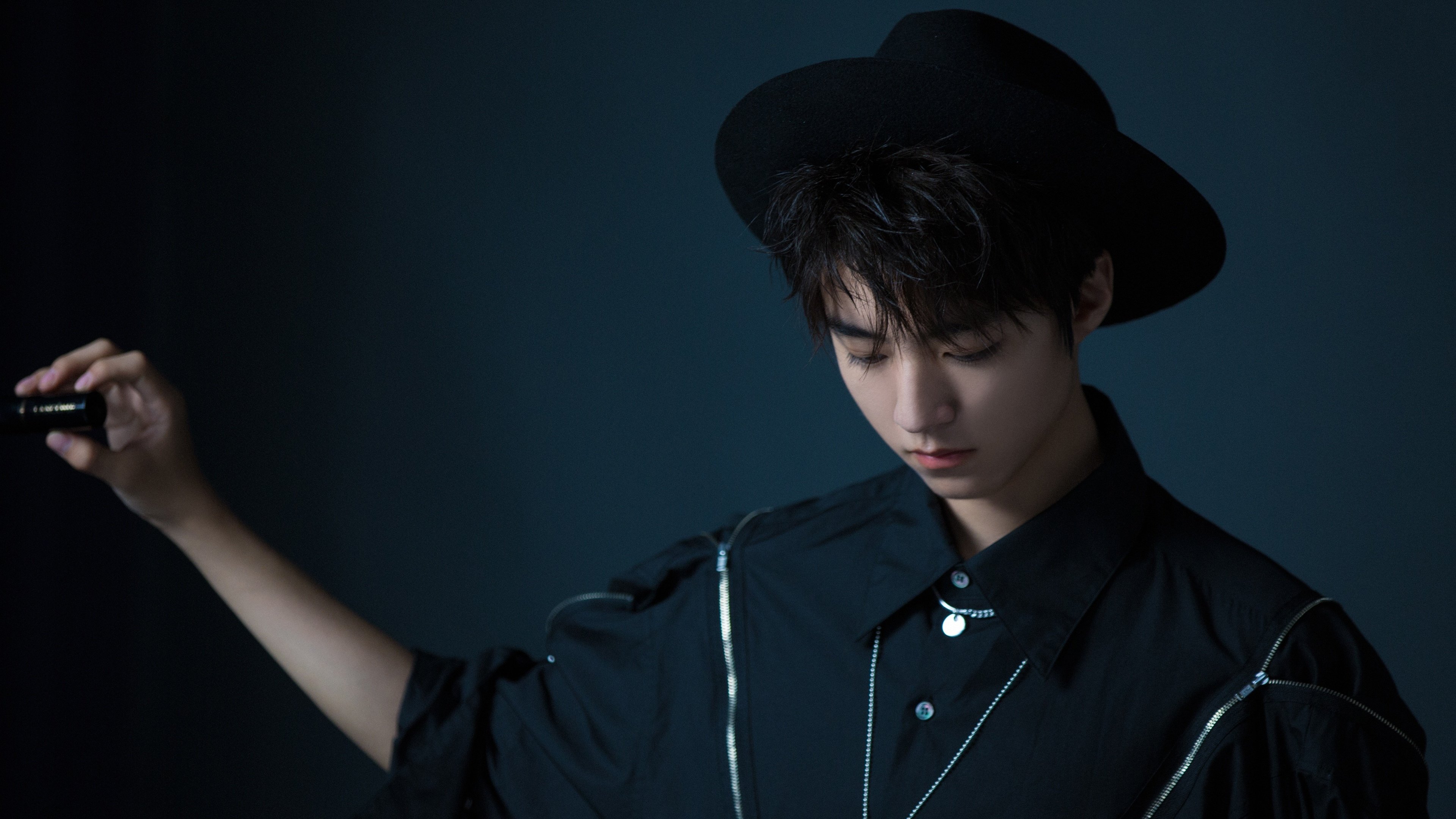 世界短池游泳锦标赛，中国队一日斩三金，国际泳联短池游泳世锦赛