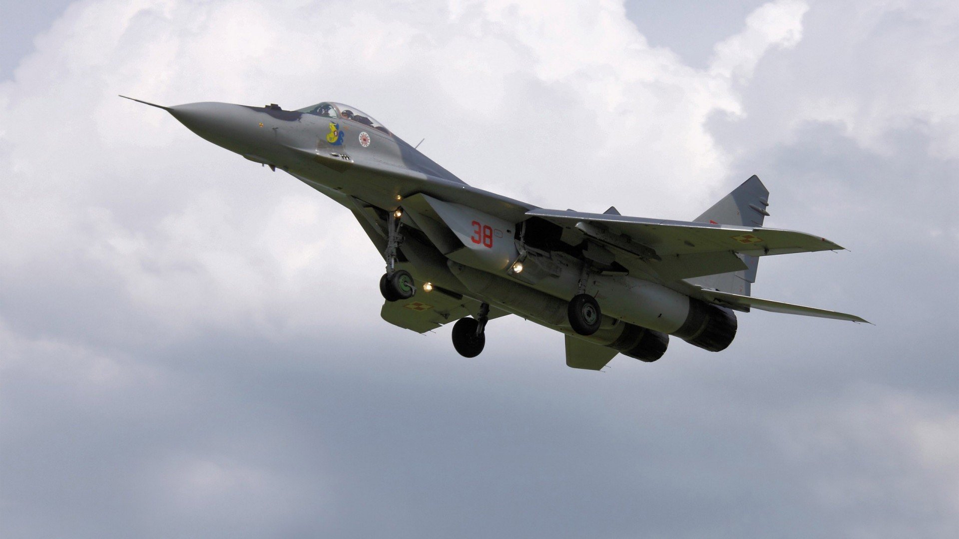 黄蜂队球队替补阵容表现亮眼,黄蜂队球员名单最新