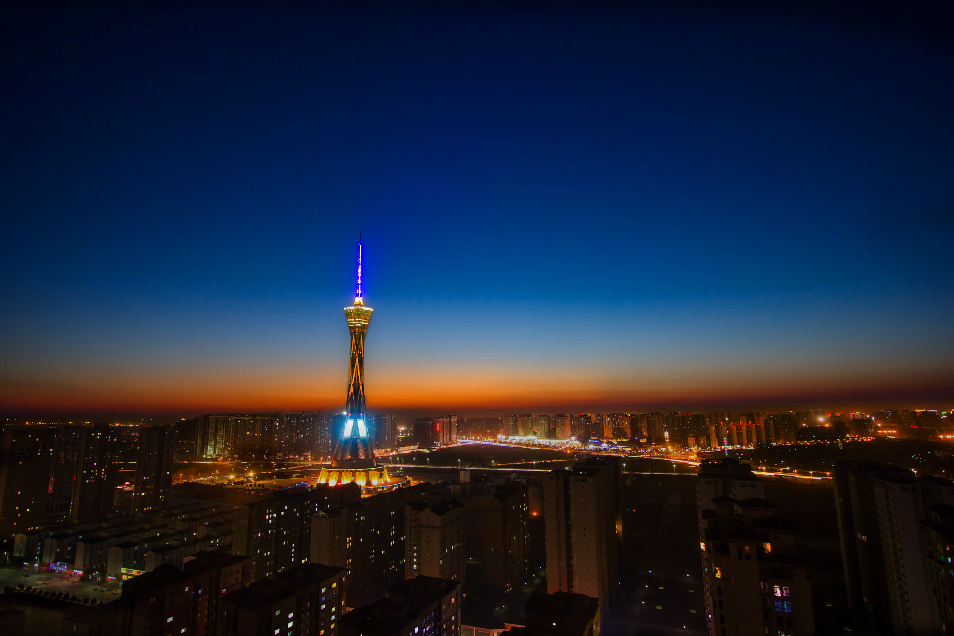 kaiyun.com-欧洲杯高能瞬间：战术变化引爆现场！，欧洲杯深度解析