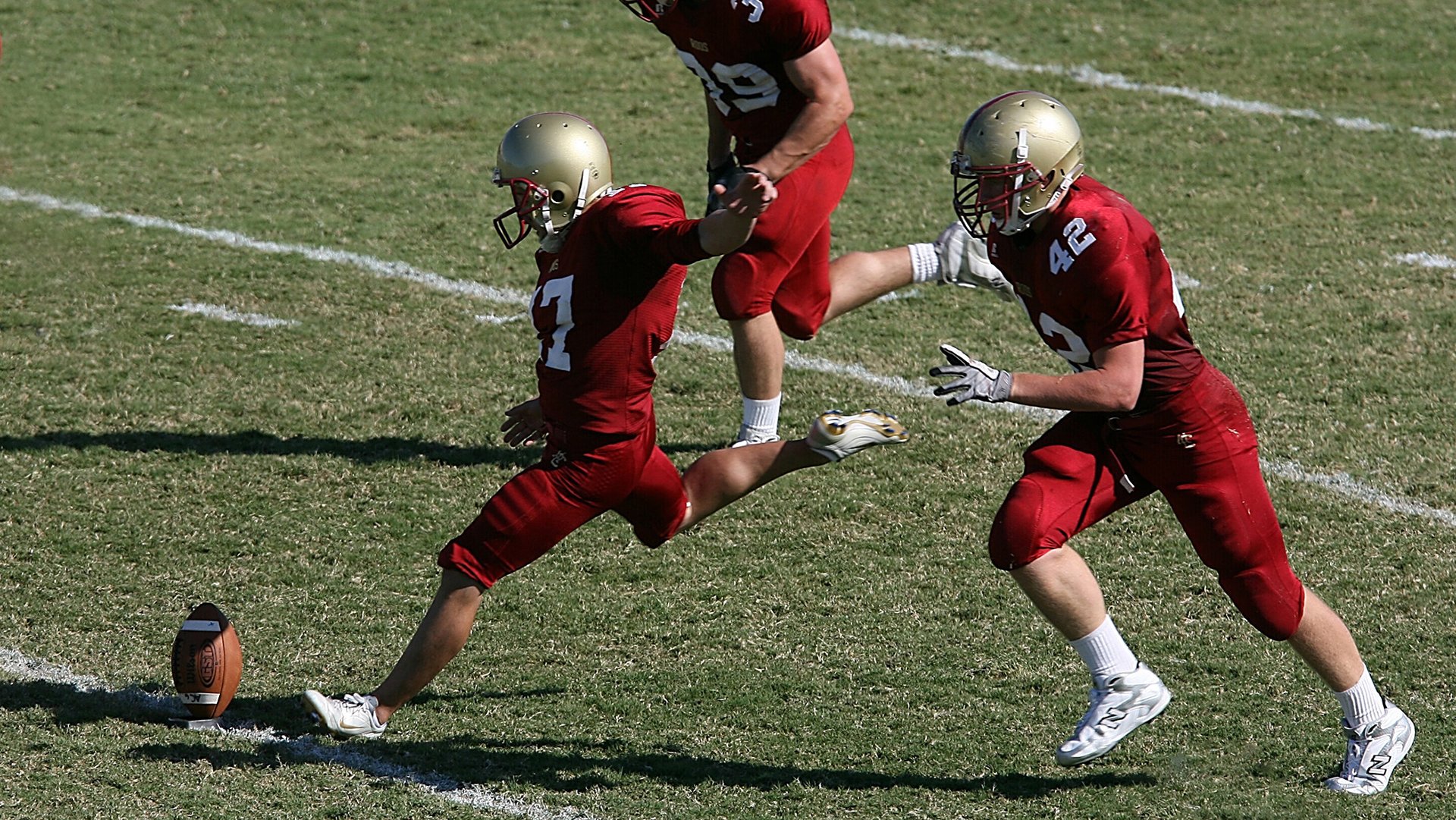 开云体育-美洲杯明星闪耀夜：激情与荣耀交织！，美洲杯颁奖嘉宾